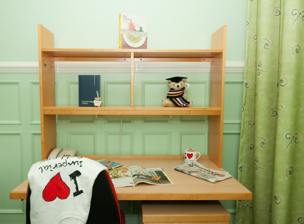 Evelyn Gardens Hostel Лондон Стая снимка